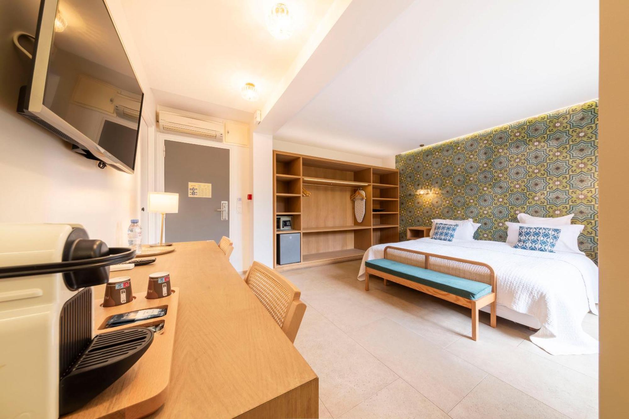 Les Capucines Saint Tropez Hotel Gassin Exterior photo