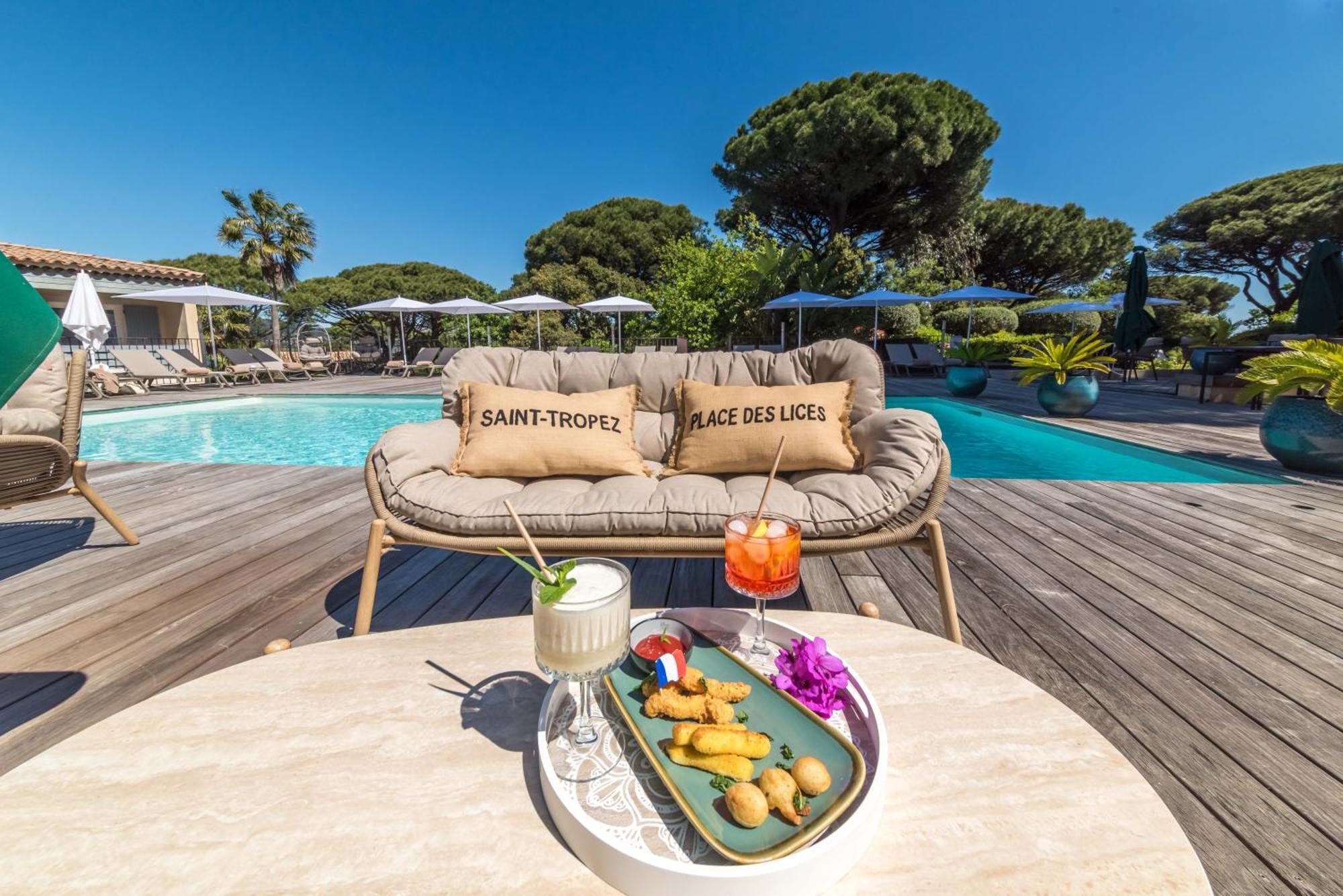 Les Capucines Saint Tropez Hotel Gassin Exterior photo