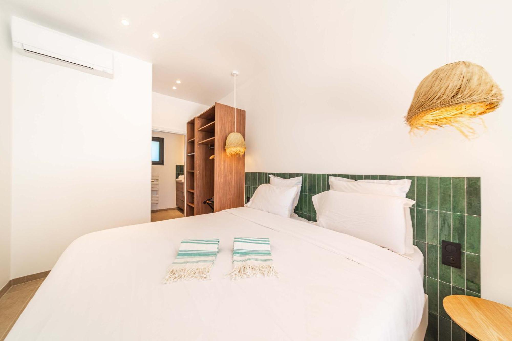 Les Capucines Saint Tropez Hotel Gassin Exterior photo