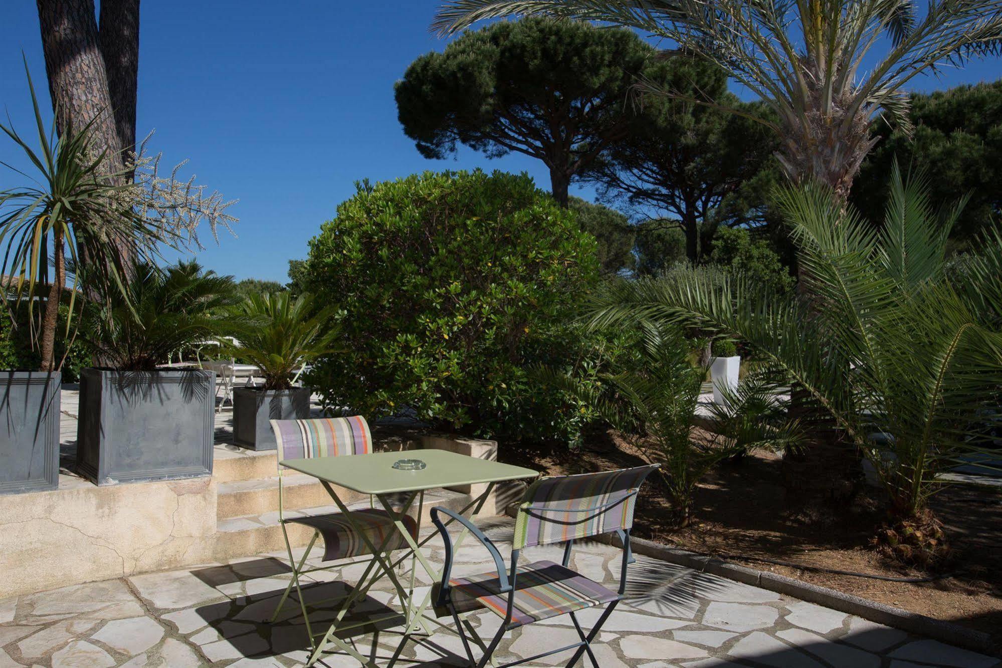 Les Capucines Saint Tropez Hotel Gassin Exterior photo