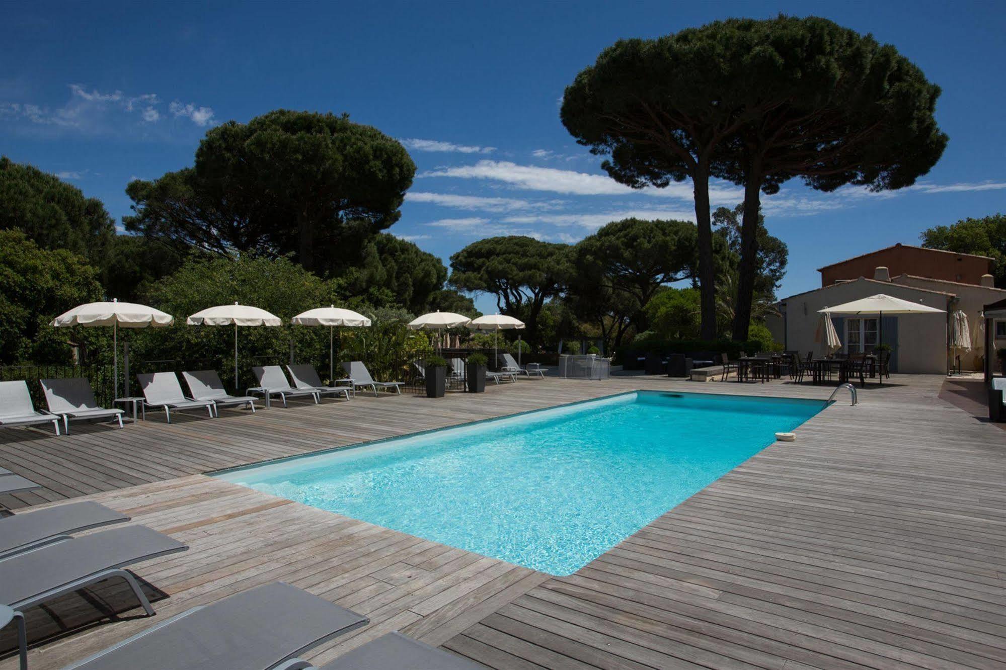 Les Capucines Saint Tropez Hotel Gassin Exterior photo
